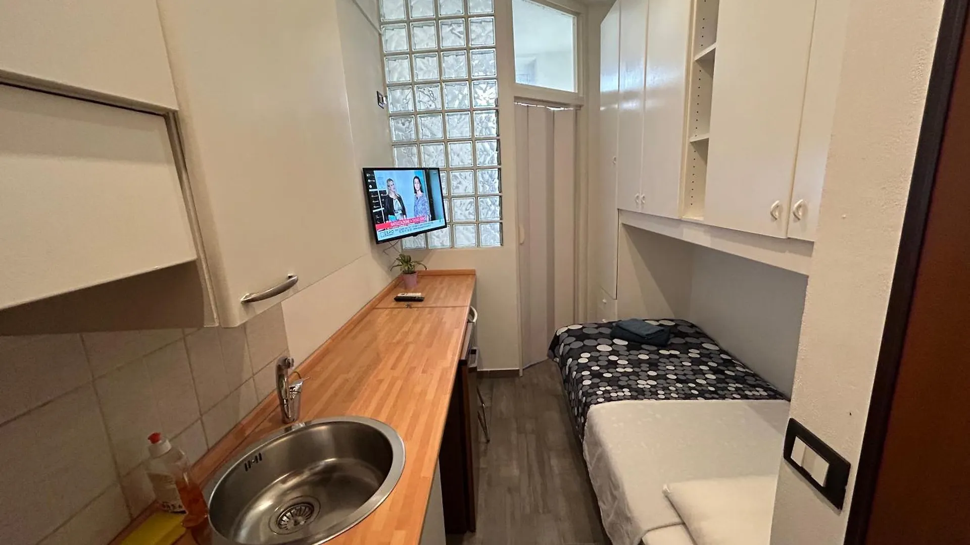 Studio In Zona Loreto Vicino Metro Mm1 E Mm2 - Lippino Milan Apartment